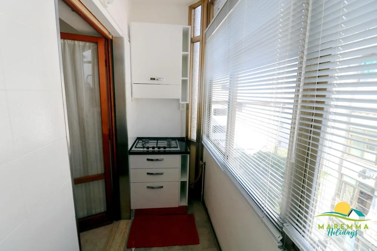 Maremma Holidays:San Leopoldo Apartment Follonica