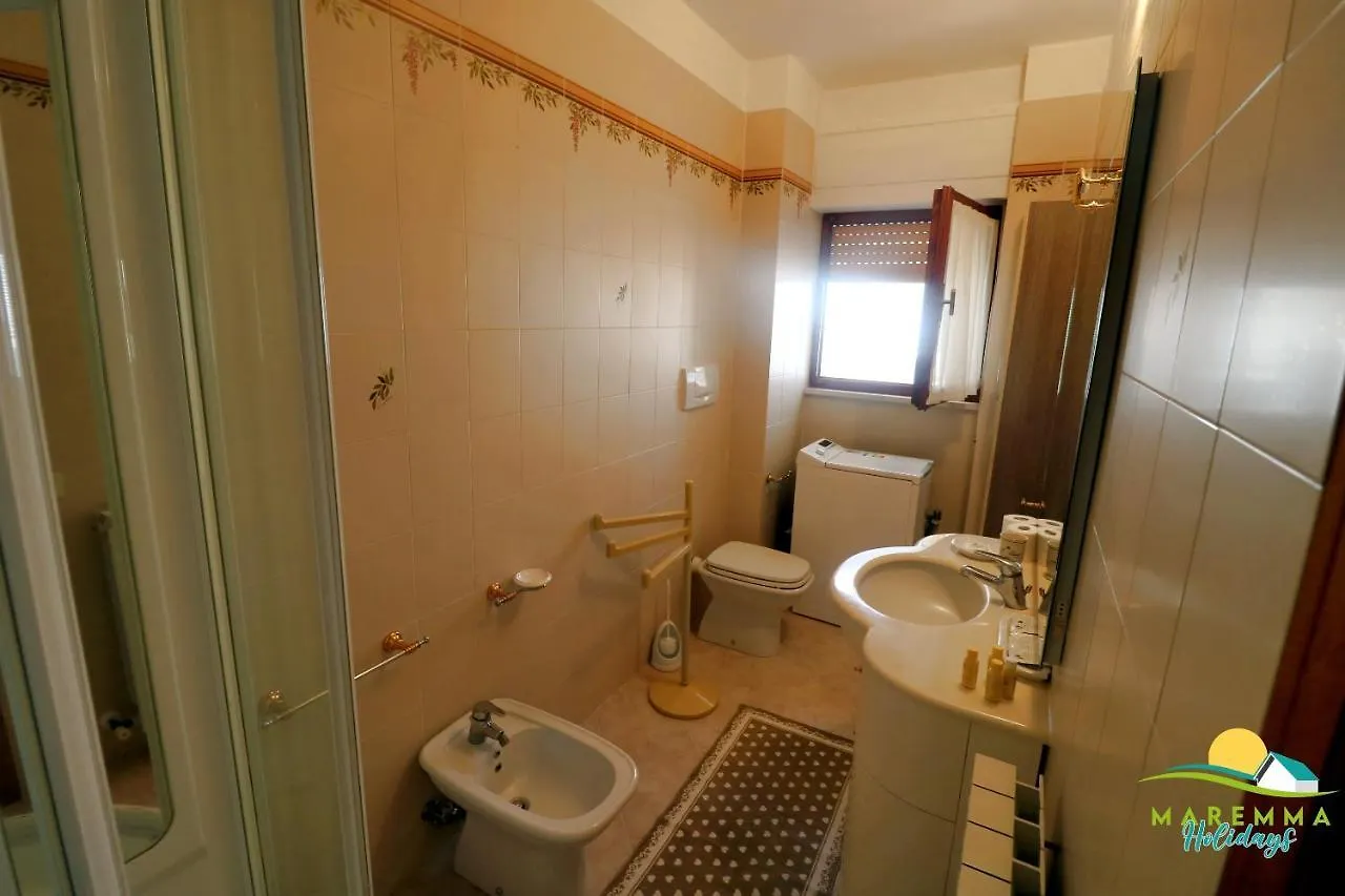 Maremma Holidays:San Leopoldo Apartment Follonica