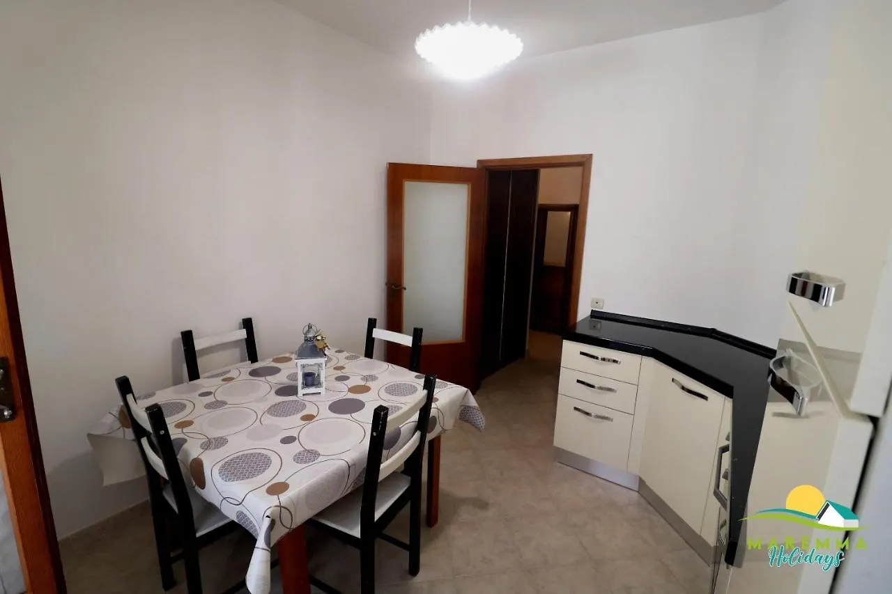 Maremma Holidays:San Leopoldo Apartment Follonica 0*,