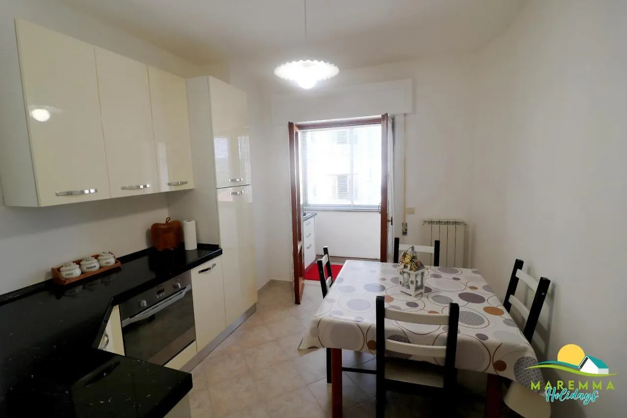 Maremma Holidays:San Leopoldo Apartment Follonica